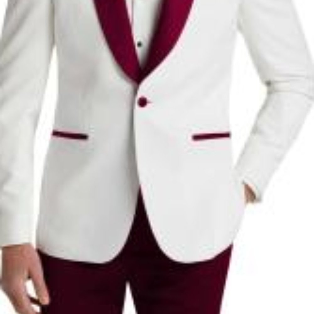 Suit - Picture 3 of 5